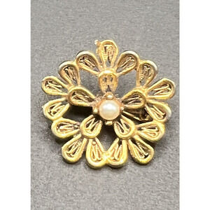 Vintage SIGNED TACOA Gold Tone Faux Pearl Floral Filigree Flower Brooch Pin
